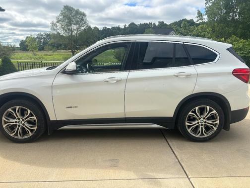 White 2016 BMW X1 xDrive 28i