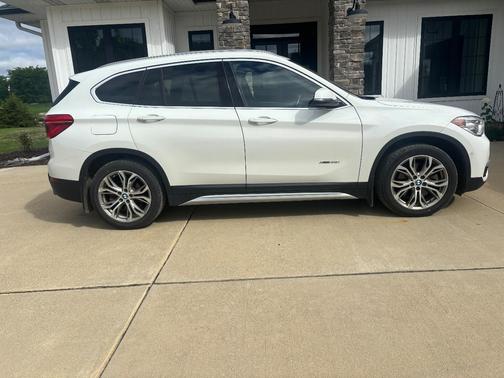 White 2016 BMW X1 xDrive 28i