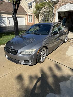 2011 BMW 335 is
