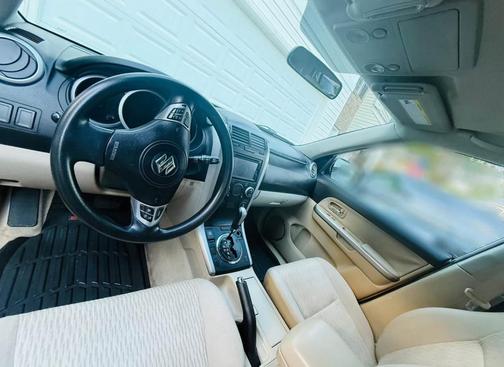 2013 Suzuki Grand Vitara Premium
