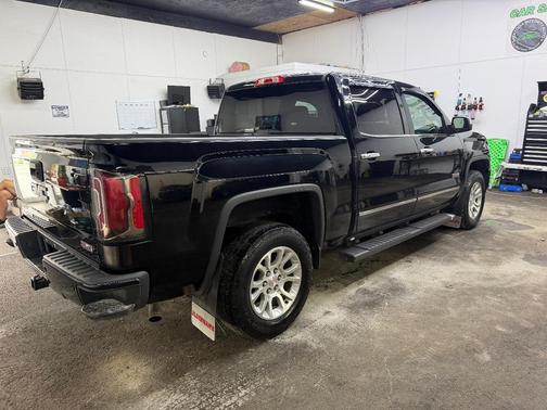 Black 2016 GMC Sierra 1500 SLE
