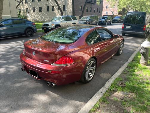 2006 BMW M6 Base