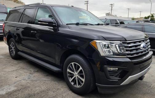 Black 2019 Ford Expedition Max XLT