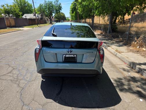 Green 2018 Toyota Prius Three