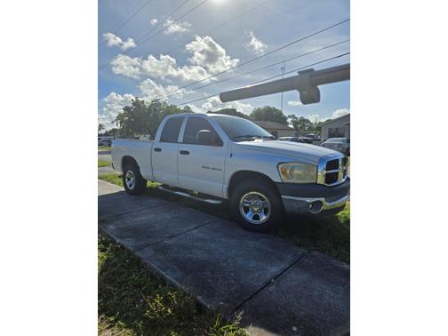 2006 Dodge Ram 1500 SLT Mega Cab