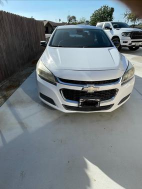 White 2014 Chevrolet Malibu 1LS