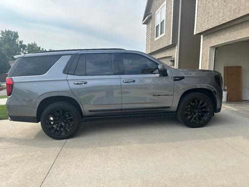 Gray 2021 GMC Yukon Denali