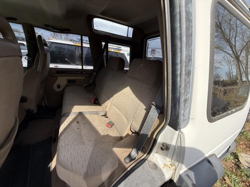 1996 Land Rover Discovery SE 4WD