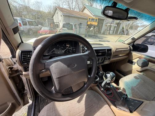 1996 Land Rover Discovery SE 4WD
