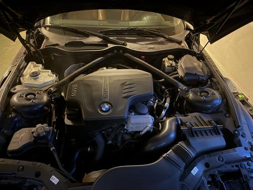 Blue 2012 BMW Z4 sDrive28i