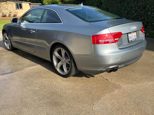 2011 Audi A5 Premium Plus