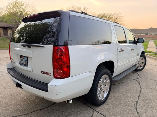 2011 GMC Yukon XL 1500 SLT