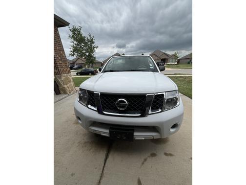 2011 Nissan Pathfinder S