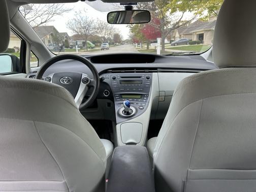 2011 Toyota Prius II