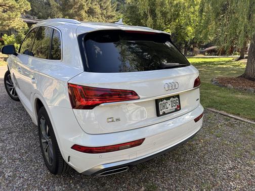 White 2022 Audi Q5 45 S line Premium Plus