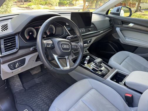 White 2022 Audi Q5 45 S line Premium Plus