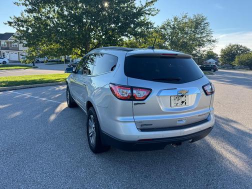 Silver 2016 Chevrolet Traverse 2LT