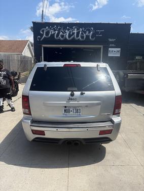 Silver 2006 Jeep Grand Cherokee SRT8