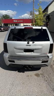 Silver 2006 Jeep Grand Cherokee SRT8
