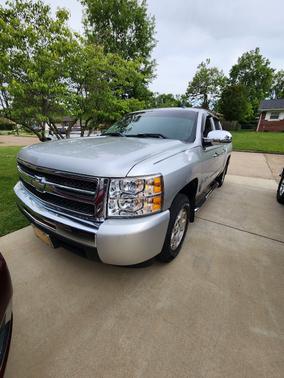 Silver 2010 Chevrolet Silverado 1500 LT