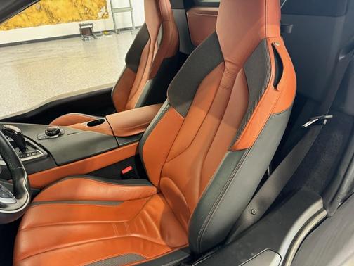 2019 BMW i8 Base