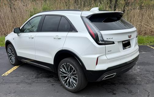 White 2024 Cadillac XT4 Sport