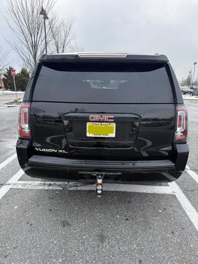 2017 GMC Yukon XL SLT