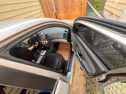 2010 Hyundai ELANTRA GLS