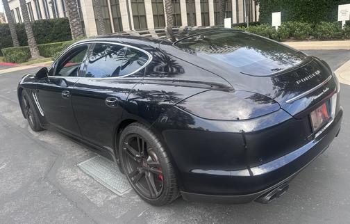 2011 Porsche Panamera Panamera Turbo