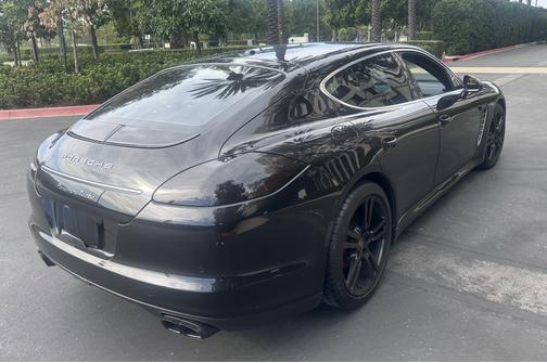 2011 Porsche Panamera Panamera Turbo
