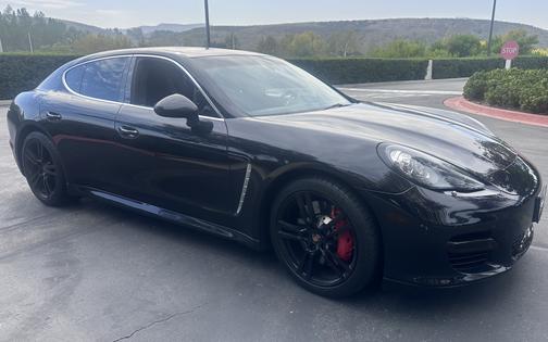 2011 Porsche Panamera Panamera Turbo