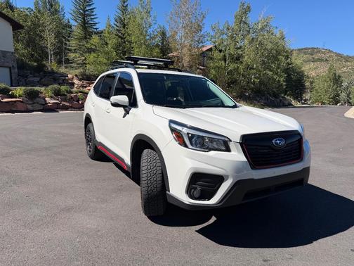 White 2019 Subaru Forester Limited
