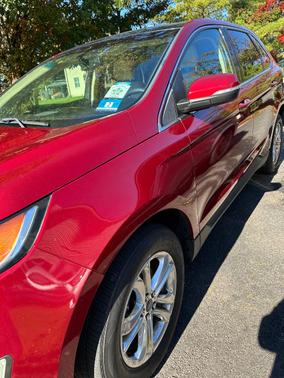Red 2015 Ford Edge SEL