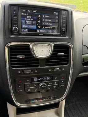 Gray 2016 Chrysler Town & Country Limited