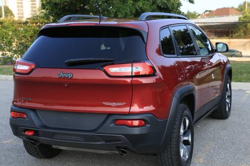Red 2014 Jeep Cherokee Trailhawk