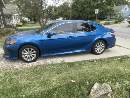 2019 Toyota Camry LE