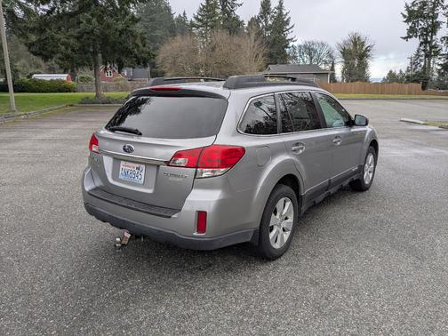2010 Subaru Outback 2.5 i Limited