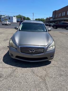 Gray 2013 INFINITI M37 Base