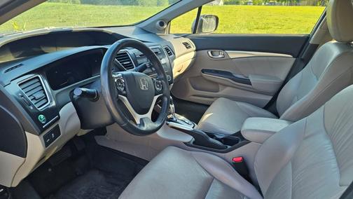 Gray 2013 Honda Civic Hybrid Base