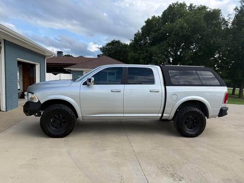 Silver 2018 RAM 1500 Laramie