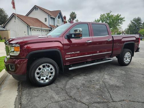 Red 2017 GMC Sierra 2500 Denali