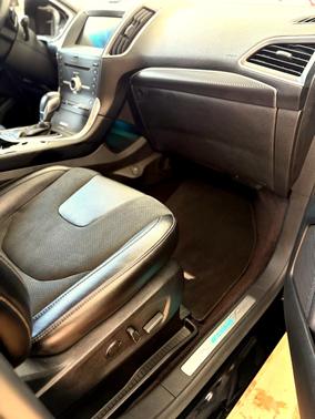 2017 Ford Edge Sport