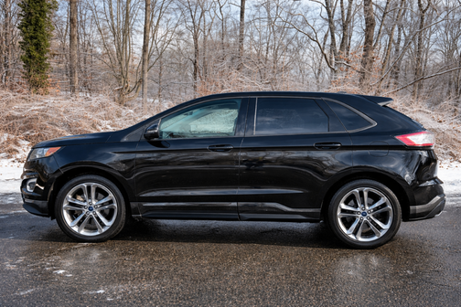 2017 Ford Edge Sport