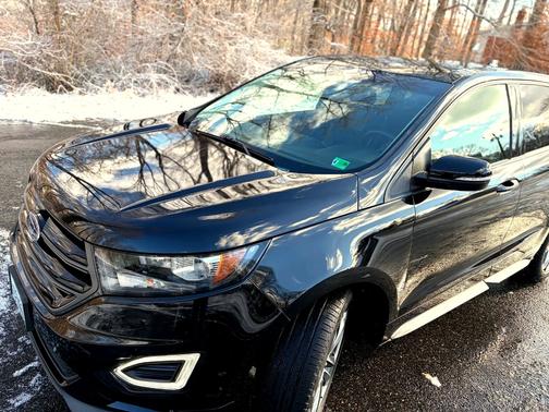 2017 Ford Edge Sport