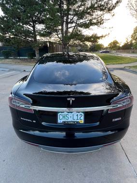 Black 2014 Tesla Model S P85D
