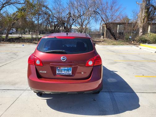 2009 Nissan Rogue S