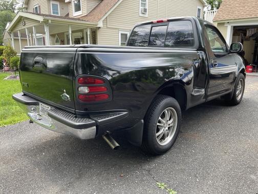 1999 Ford F-150 XLT Flareside