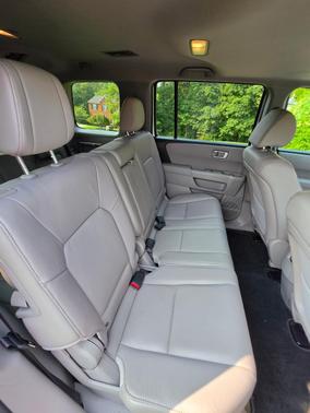 White 2014 Honda Pilot EX-L