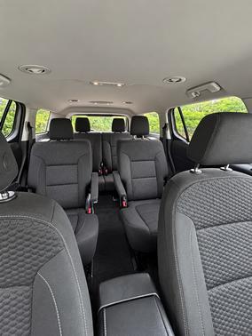 Black 2019 GMC Acadia SLE-2