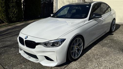 2018 BMW 330 i